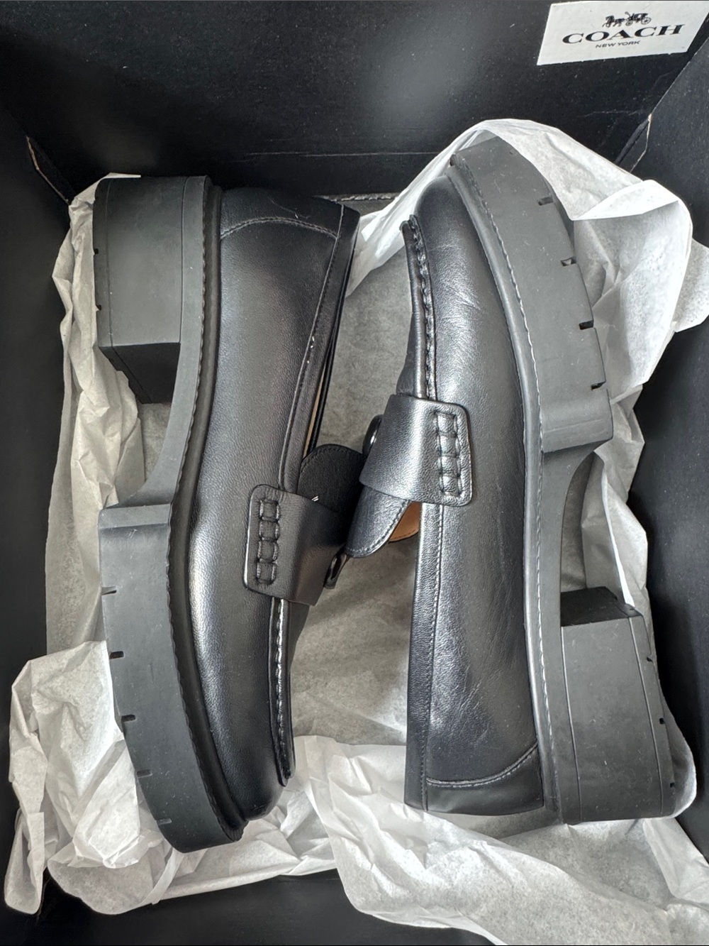 🖤Coach Black Leather Loafers 👞 Size 7 (37.5) - Picture 3 of 14